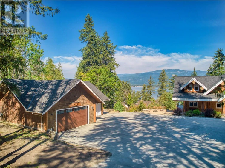 1897 Blind Bay Road, Blind Bay, BC, V0E 2W1 - 13