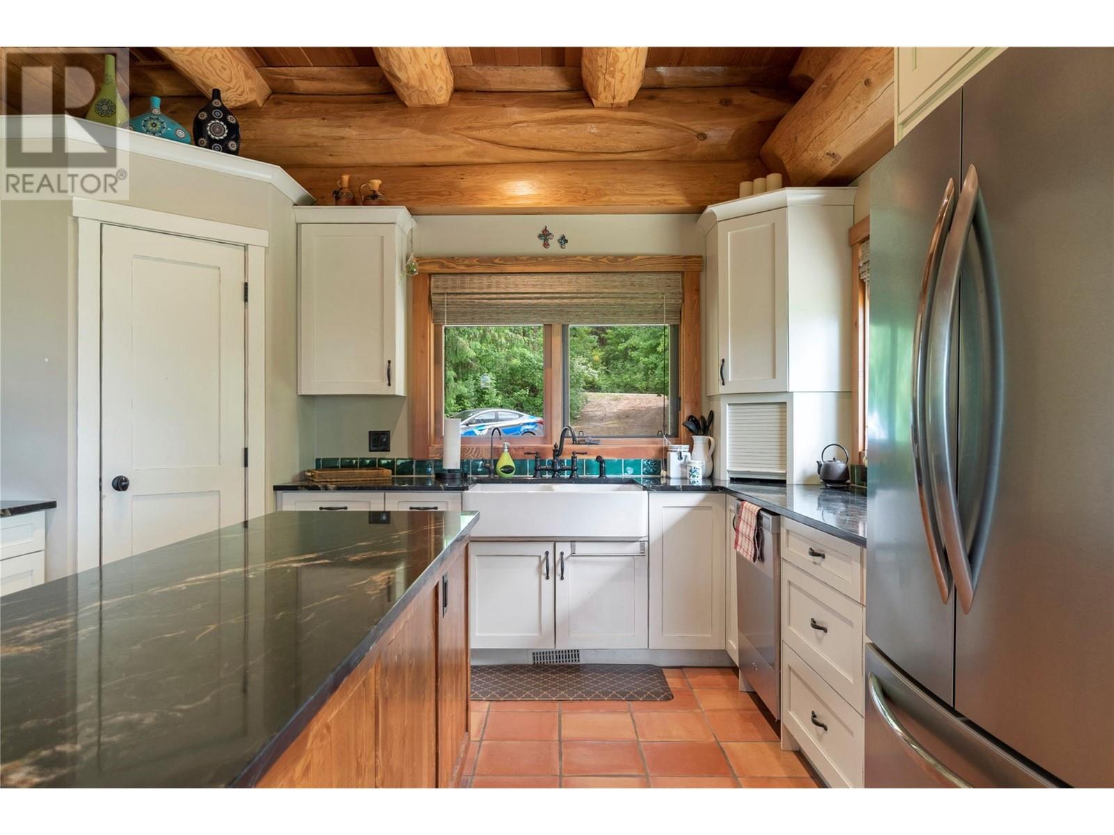 1897 Blind Bay Road, Blind Bay, BC, V0E 2W1 - 23