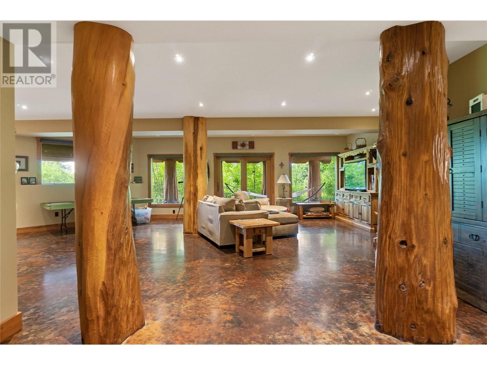 1897 Blind Bay Road, Blind Bay, BC, V0E 2W1 - 28