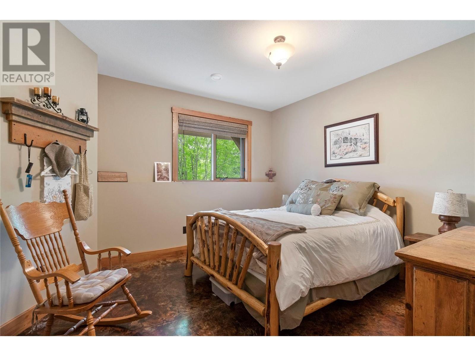 1897 Blind Bay Road, Blind Bay, BC, V0E 2W1 - 32
