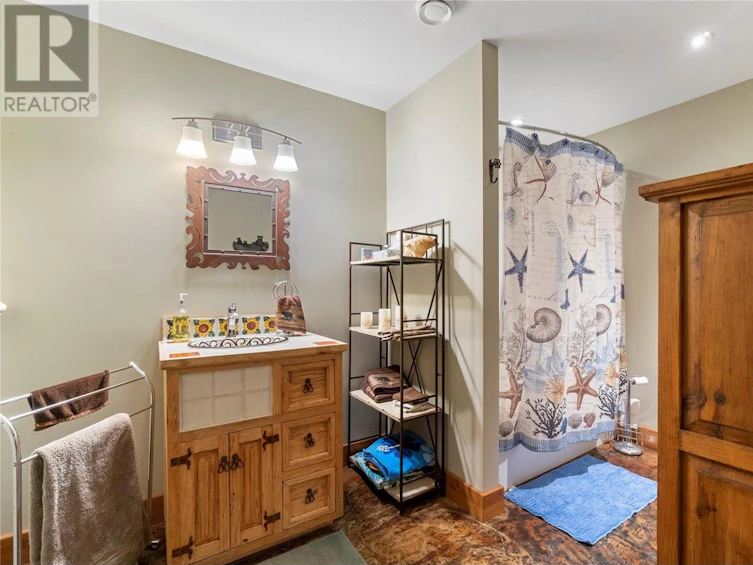 1897 Blind Bay Road, Blind Bay, BC, V0E 2W1 - 33