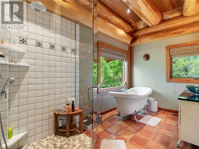 1897 Blind Bay Road, Blind Bay, BC, V0E 2W1 - 38