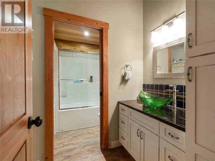 1897 Blind Bay Road, Blind Bay, BC, V0E 2W1 - 50