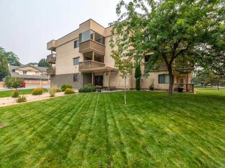 202-1820 Atkinson Street, Penticton, BC, V2A 7M6