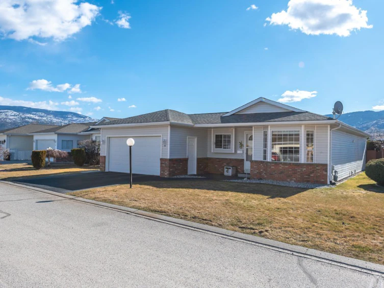 208 Hummingbird Lane, Summerland, BC, V2A 8K6