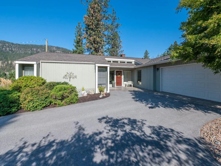 3208 Forsyth Drive, Penticton, BC, V2A 8Z1