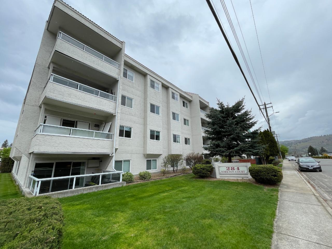 102-284 Yorkton Avenue, Penticton, BC, V2A 3V5