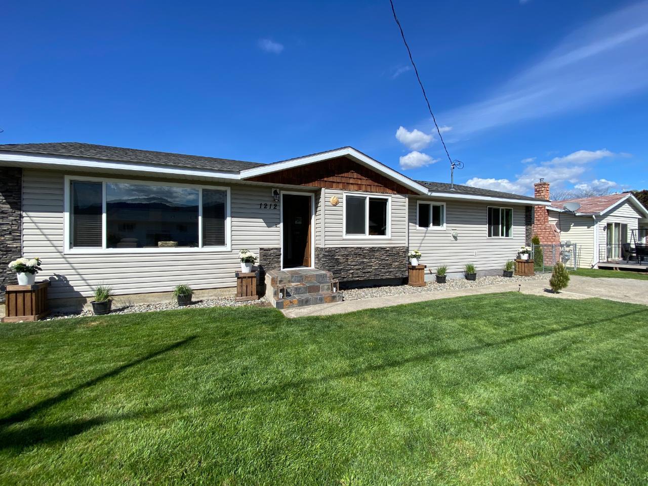 1212 91st Street, Osoyoos, BC, V0H 1V1