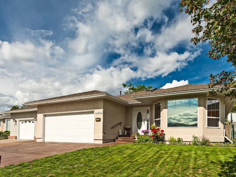 6136 Saint Martin Place, Oliver, BC, V0H 1T0