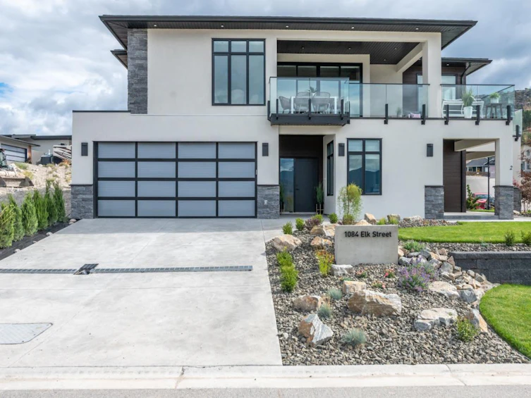 1084 Elk Street, Penticton, BC, V2A 0C9