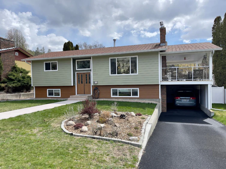 1708 Ridgedale Avenue, Penticton, BC, V2A 2S6
