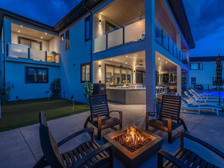 126 Avery Place, Penticton, BC, V2A 0B4