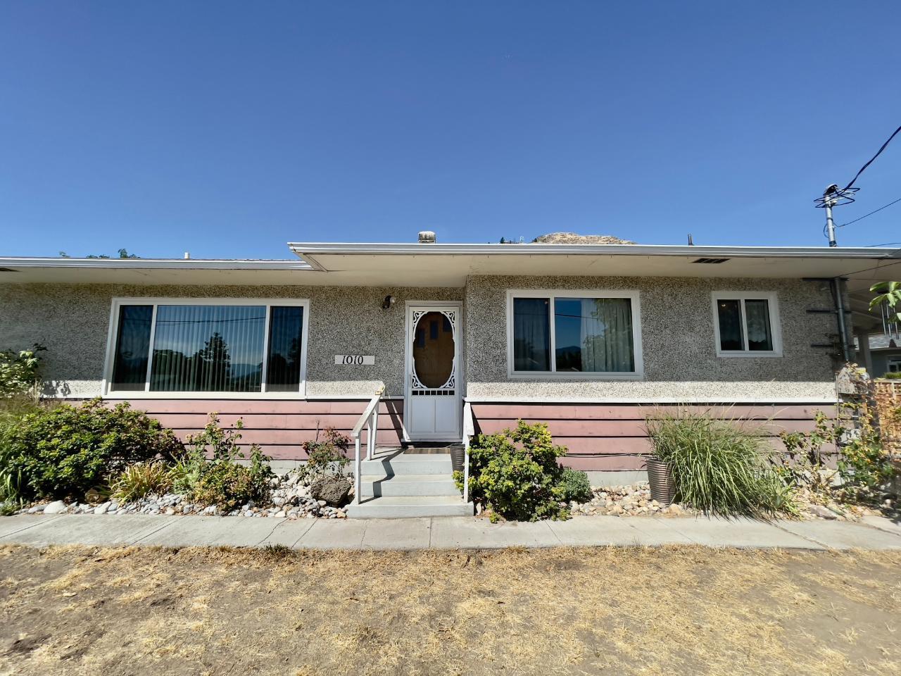 1010 Rockcliffe Road, Oliver, BC, V0H 1T6