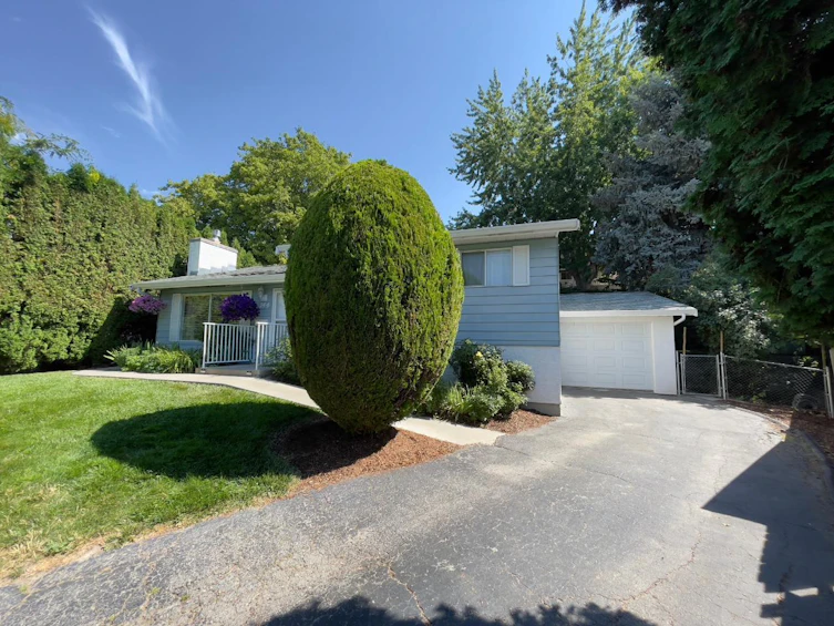 144 Parmley Place, Penticton, BC, V2A 7G4