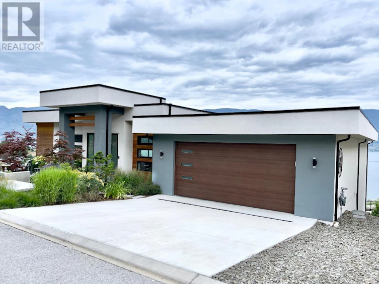 105-6114 Faircrest Street, Summerland, BC, V0H 1Z1
