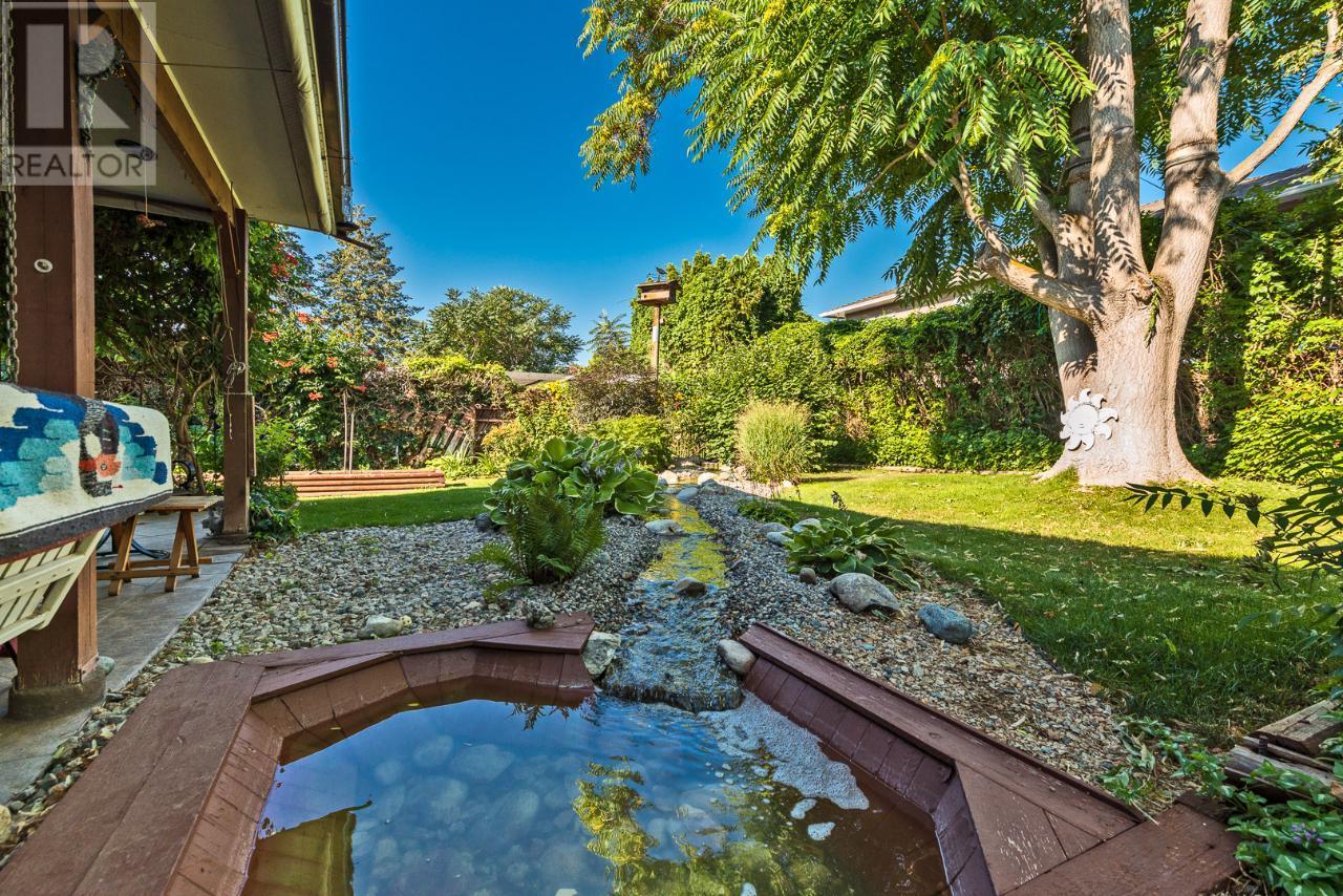 5880 Okanagan Street, Oliver, BC, V0H 1T0