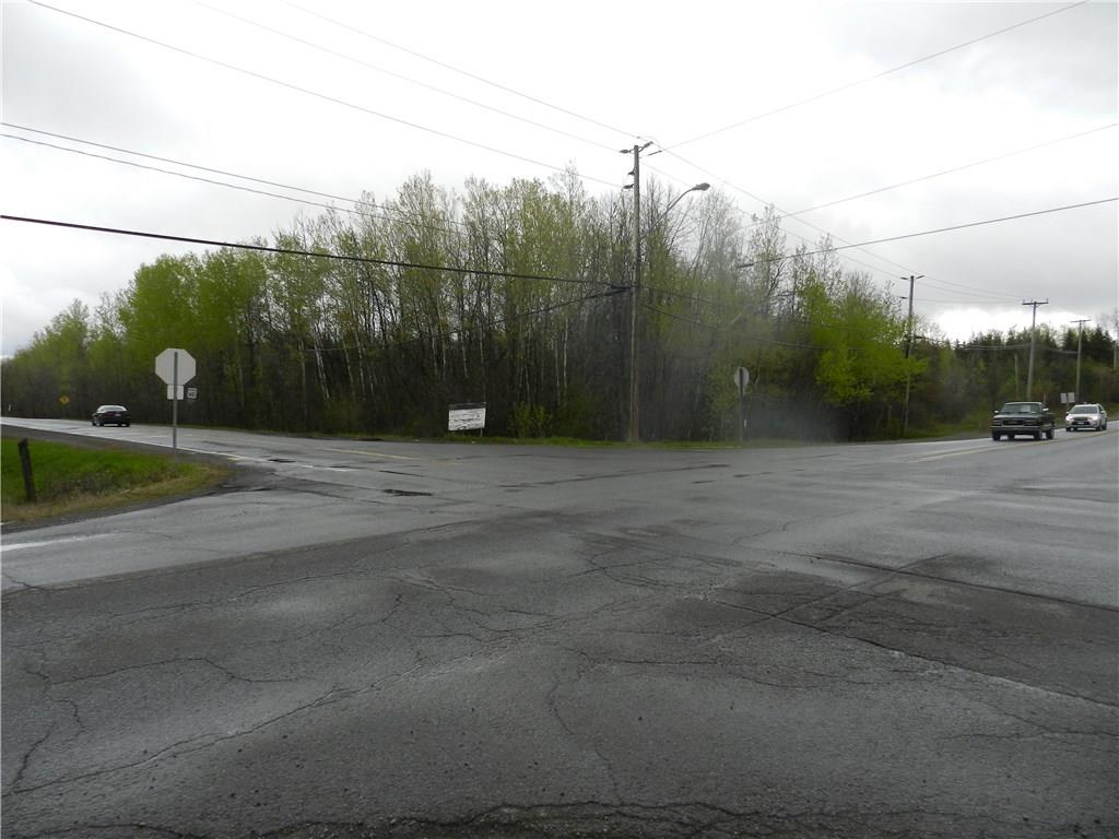 2201 Rideau Rd  