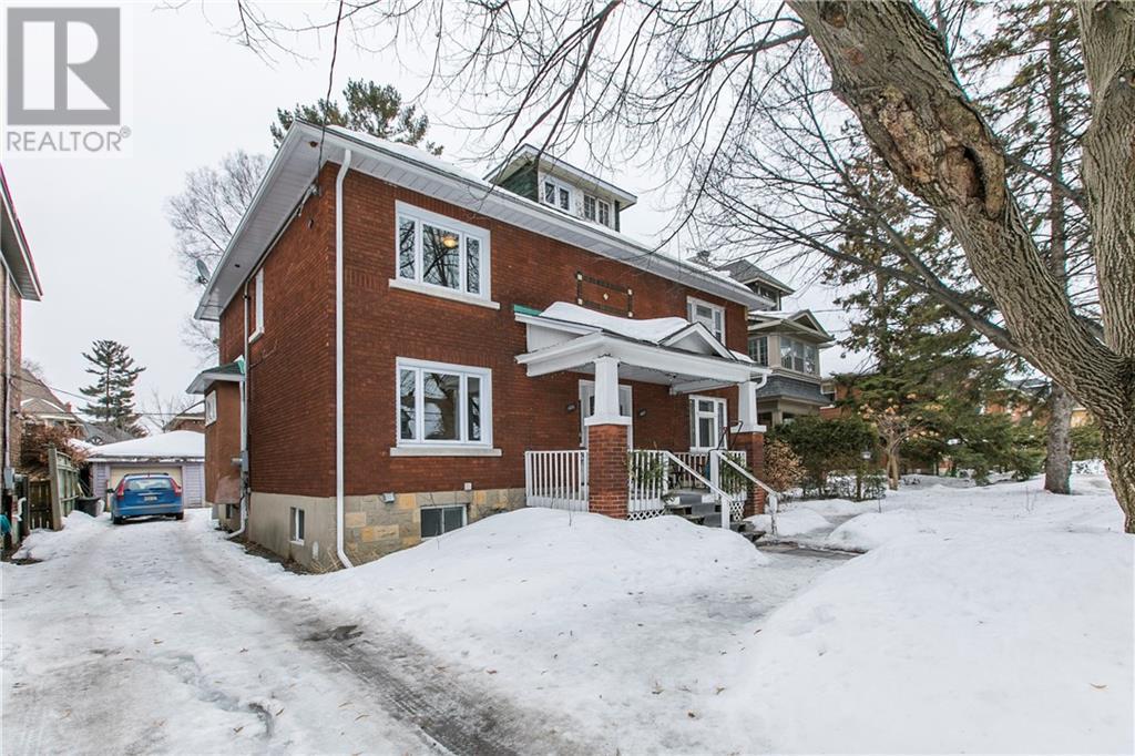 425 Holland Ave  