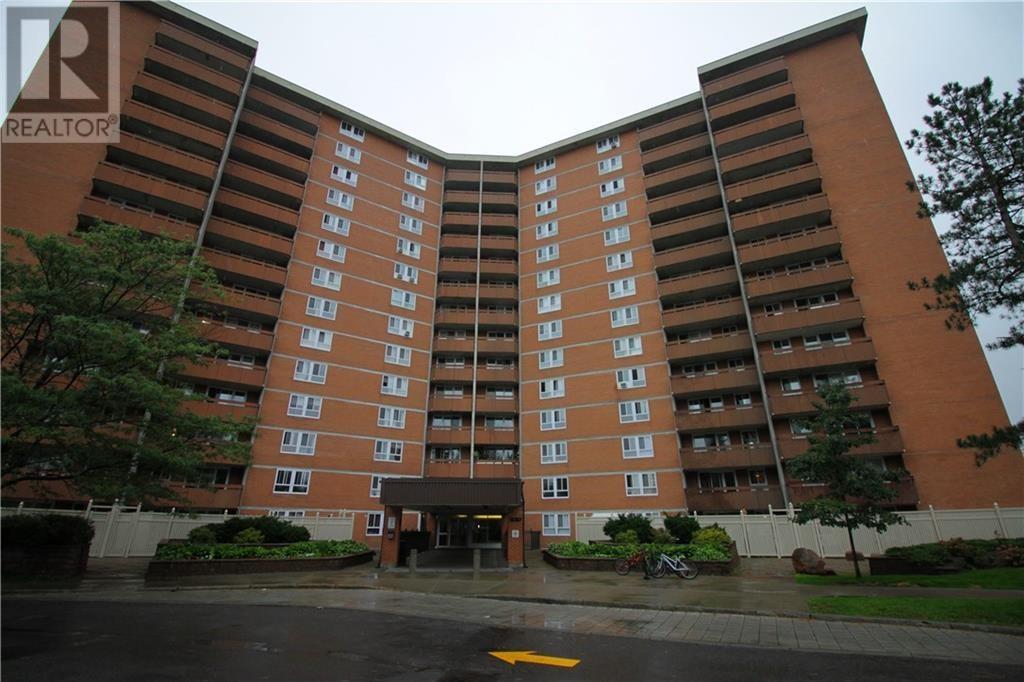 202-2020 Jasmine Cres  