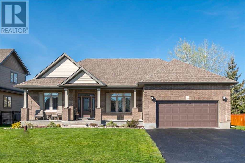 50 Rochelle Dr  