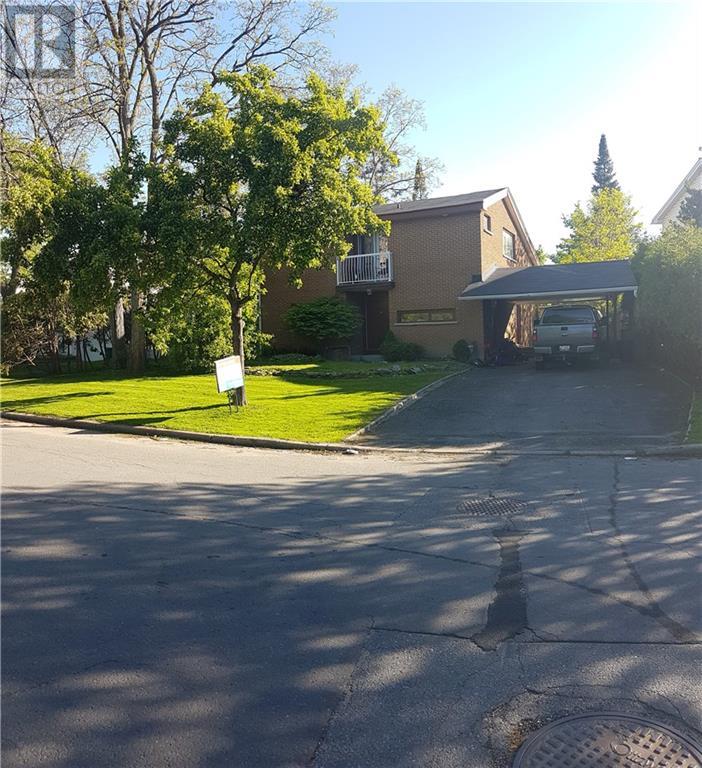 1462 Morley Blvd  