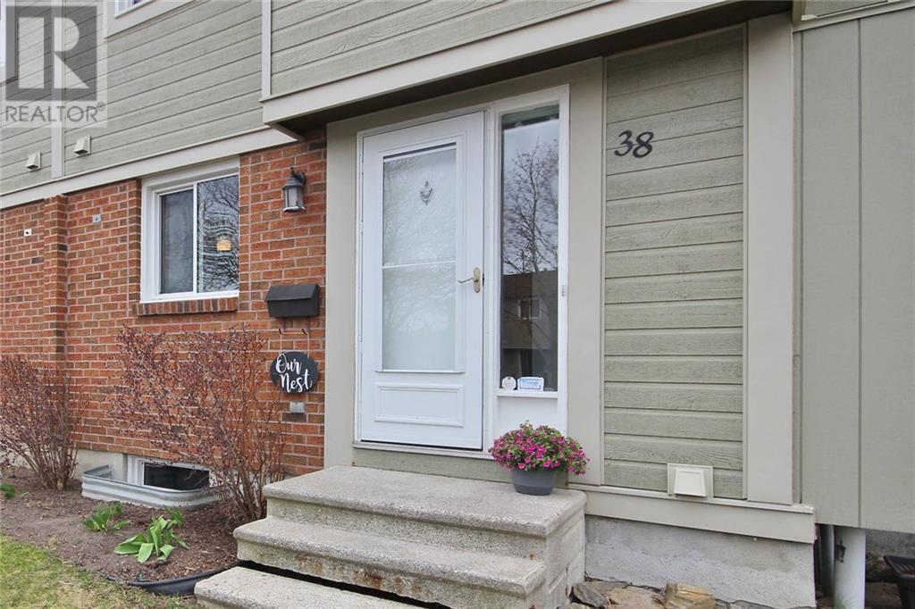 38 Barrow Cres