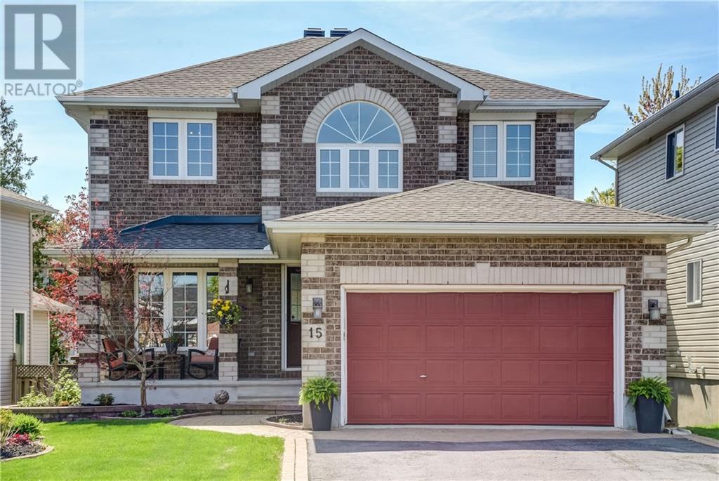 15 Peikoff Cres
