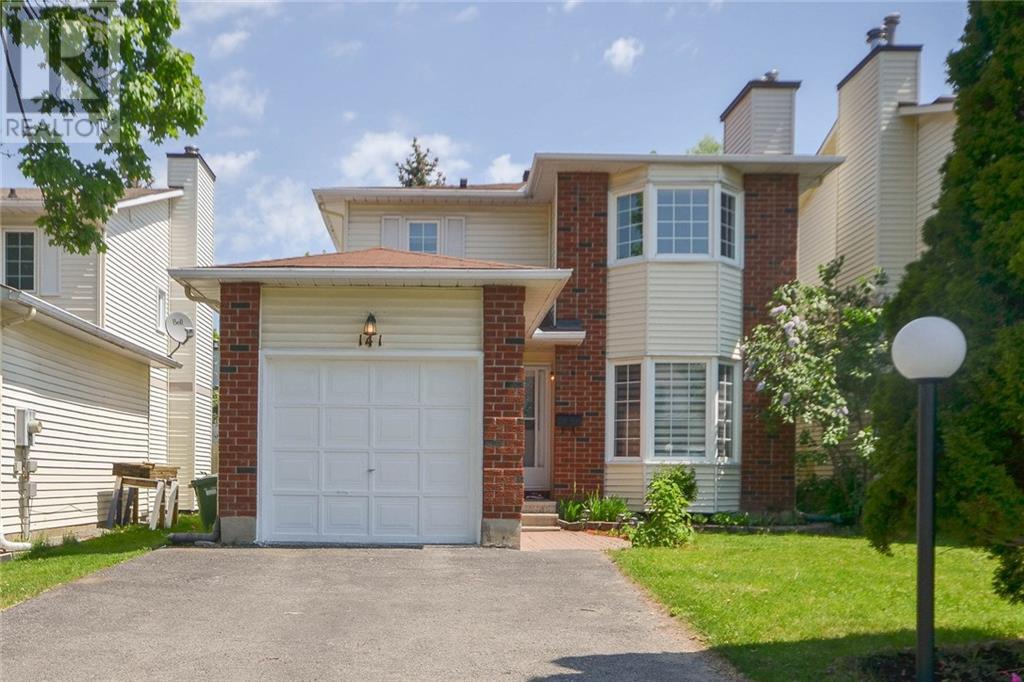 141 Shearer Cres  
