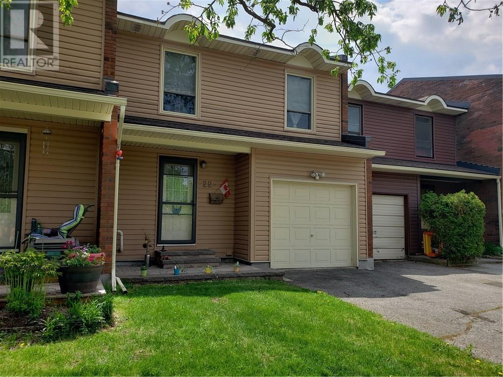 22 D Arnold Dr