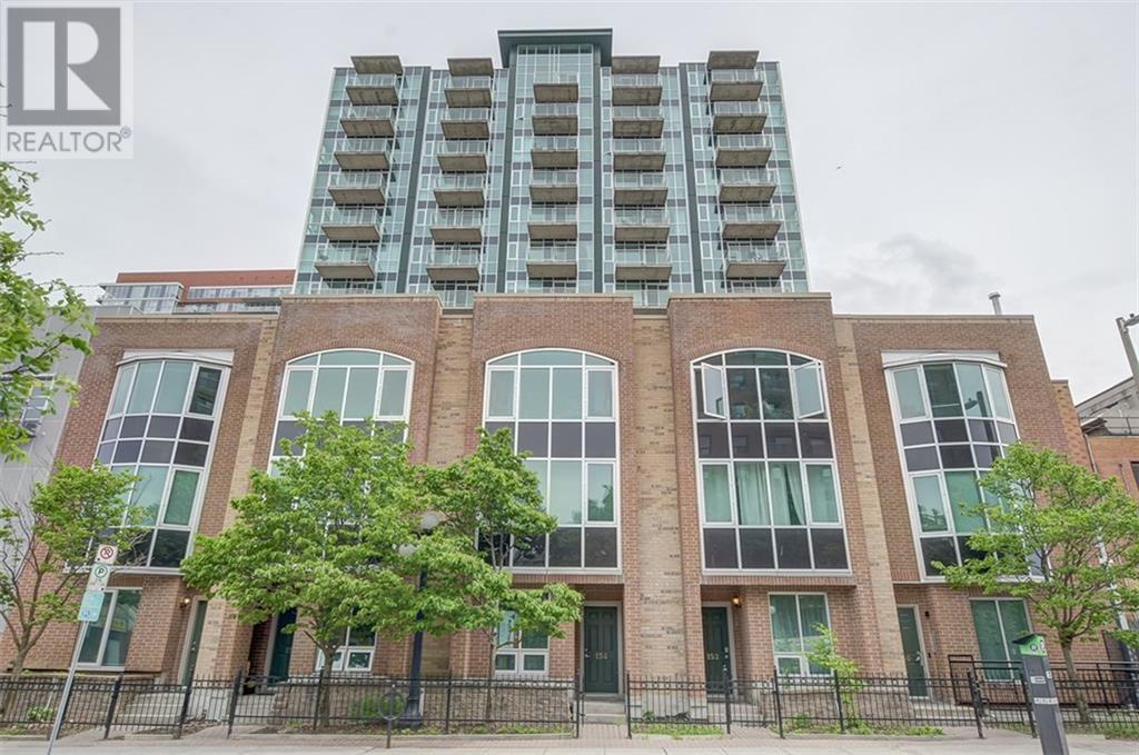 1D-150 York St  