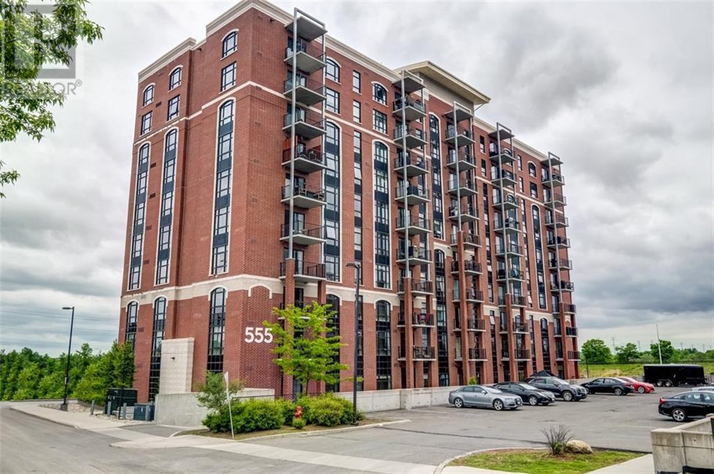906-555 Anand Private  