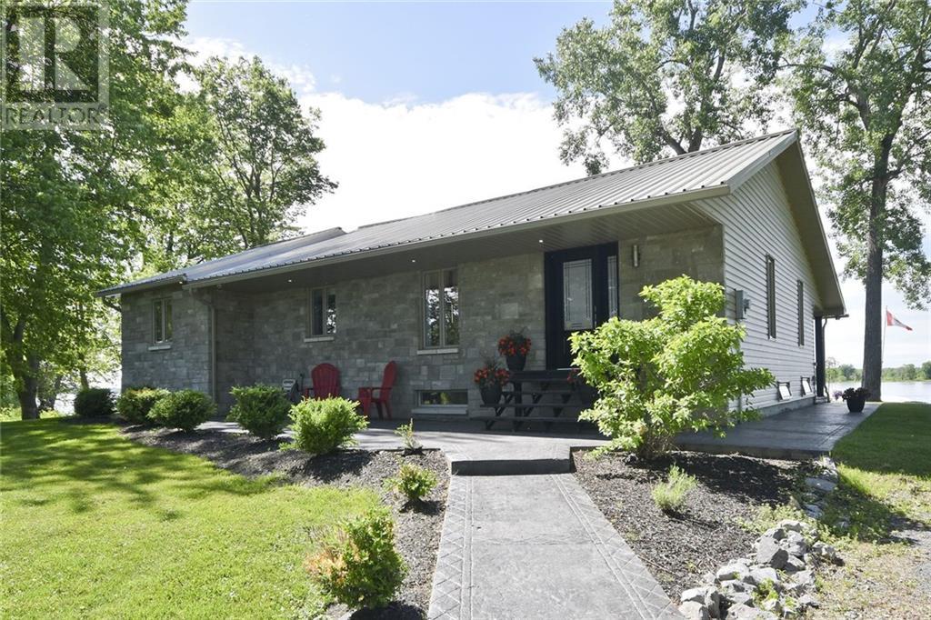 717 Trim Rd