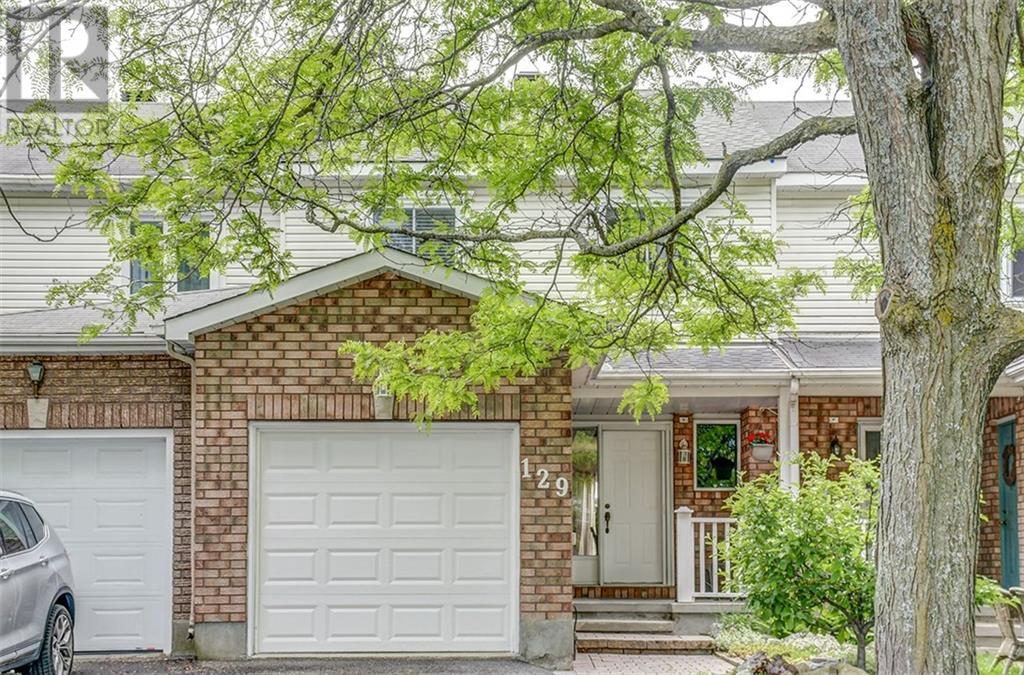 129 Markland Cres  