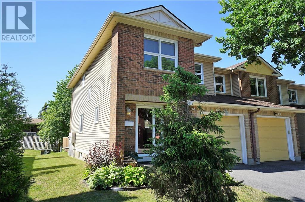 1F Castlebrook Ln  