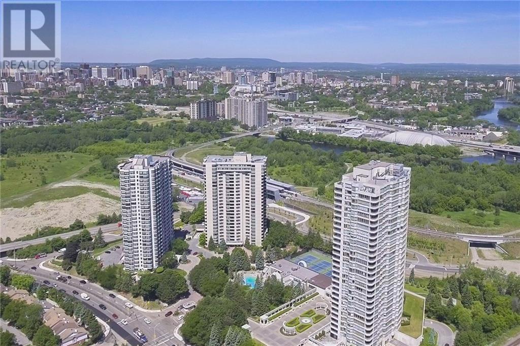 1408-1500 Riverside Dr  