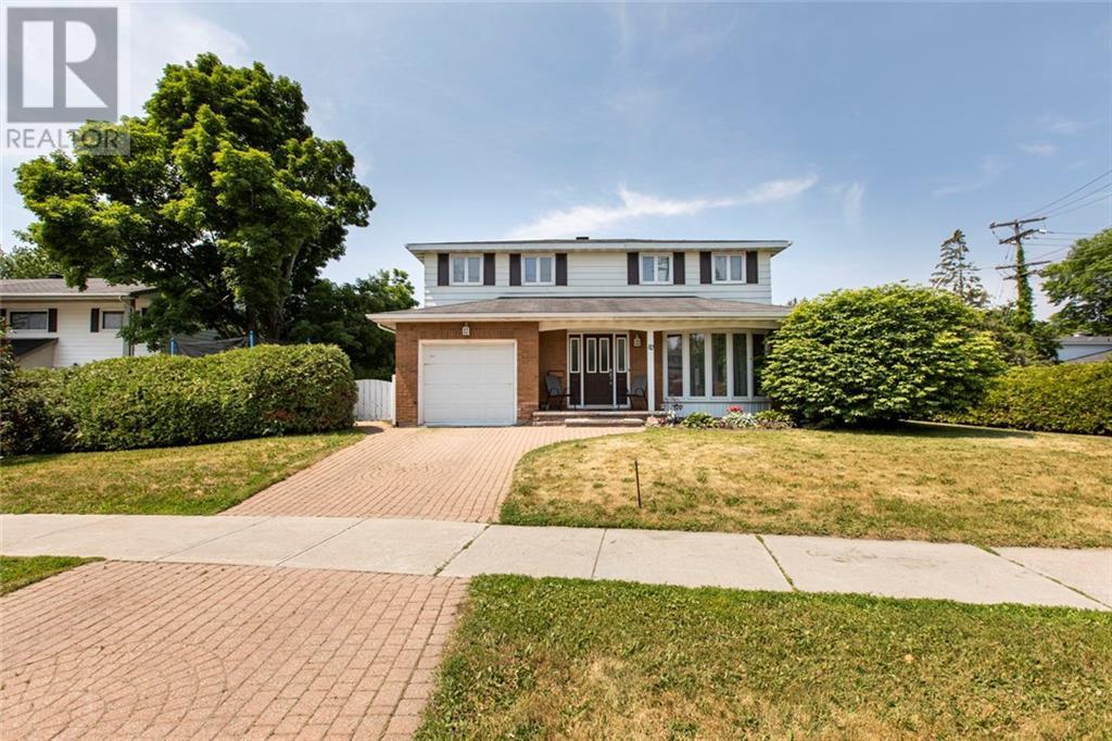 82 Bearbrook Dr