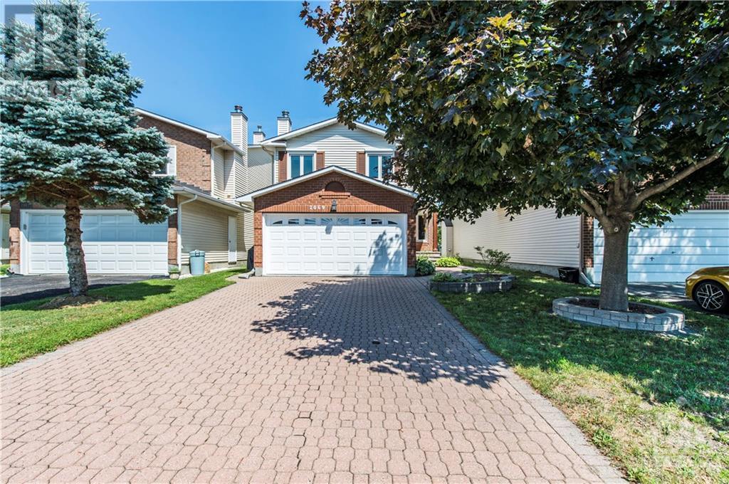 2069 Legrand Cres  