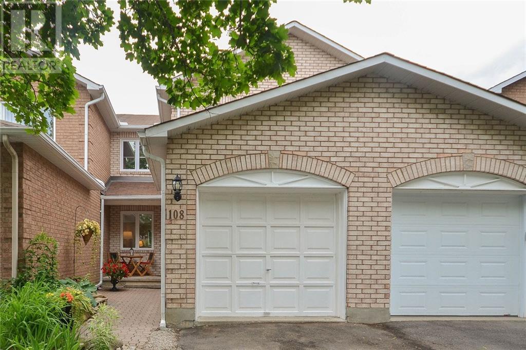 108 Whitegate Cres  