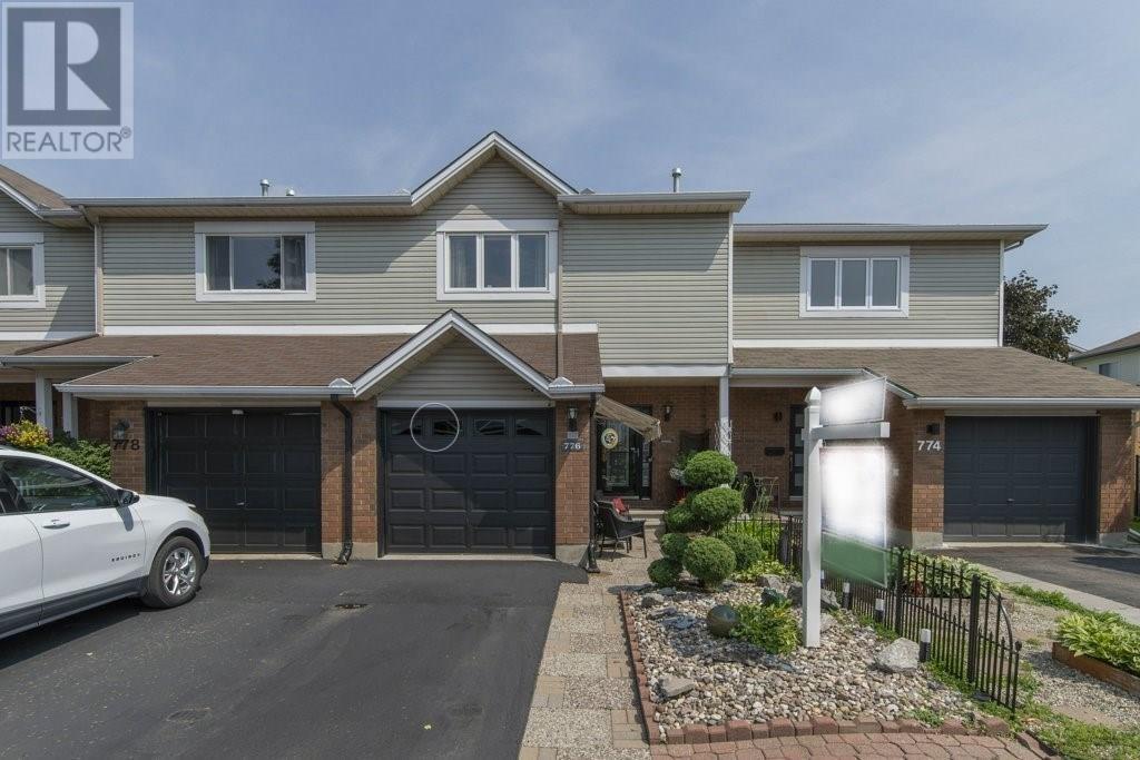 776 Hancock Cres  