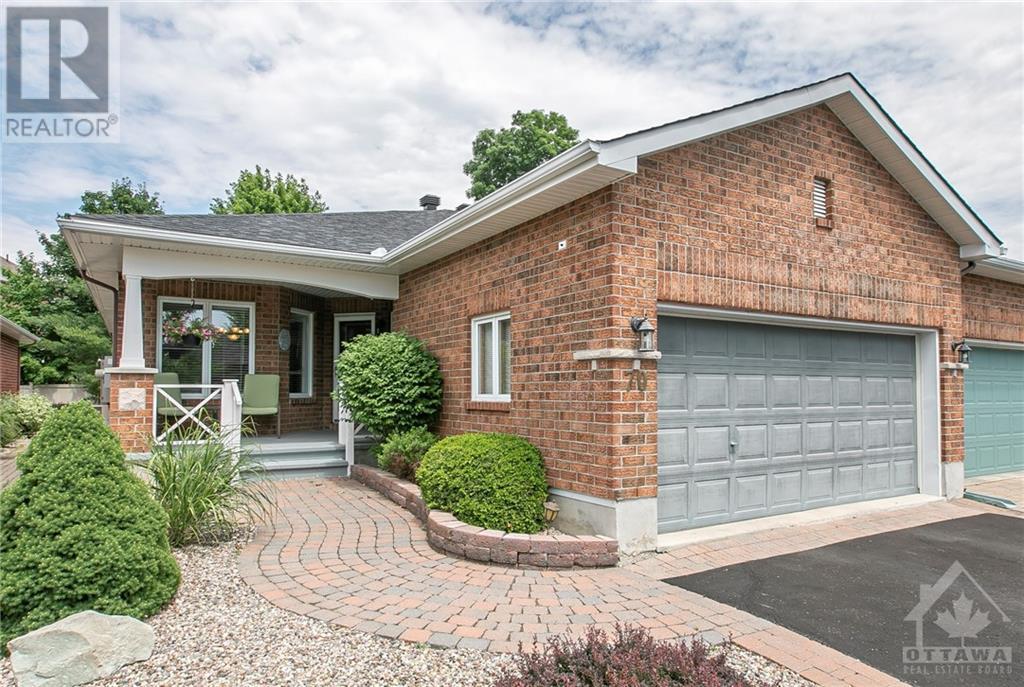 70 Nighthawk Cres