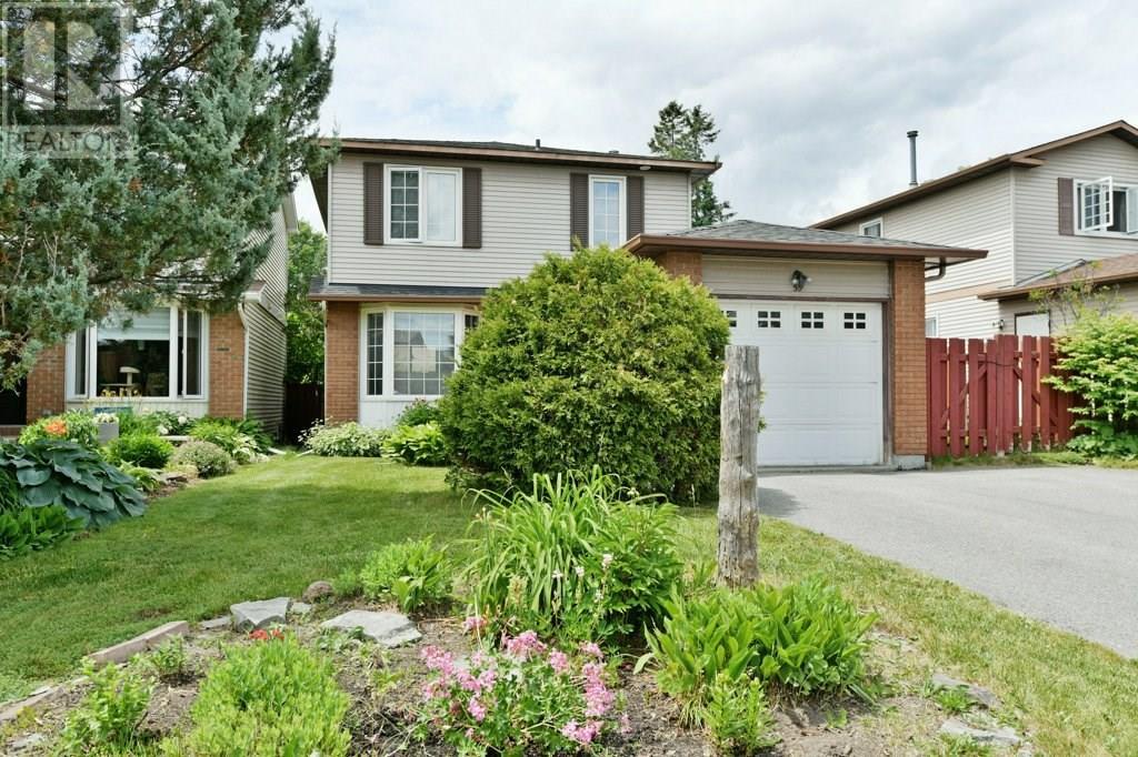 55 Rothesay Dr