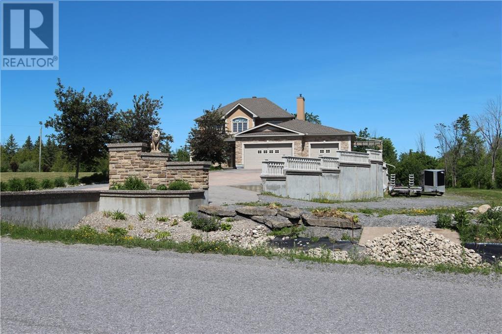 101 Country Carriage Way  