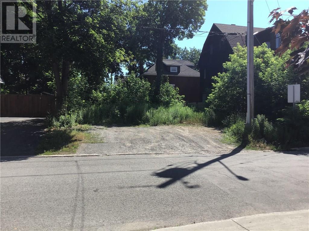 7 Gwynne Ave