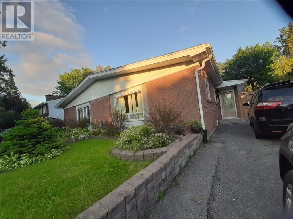 95 Hobart Crescent  