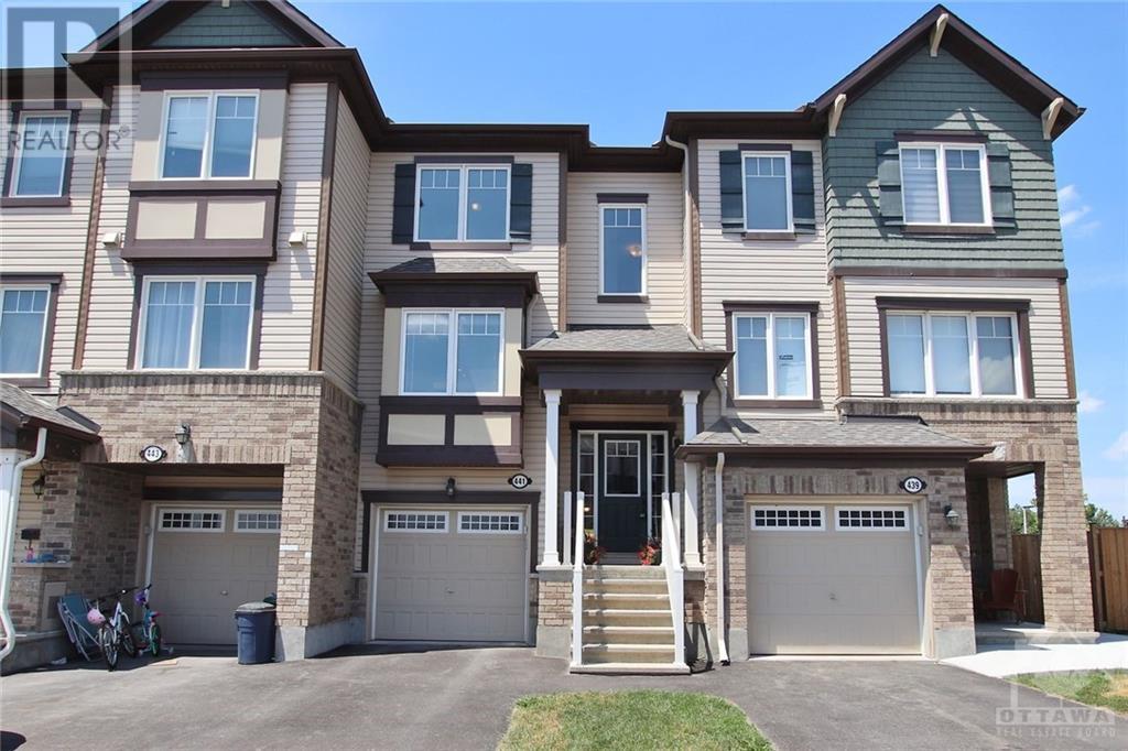 441 Coldwater Cres  