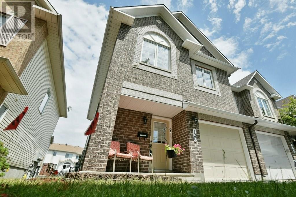 120 Landover Crescent  
