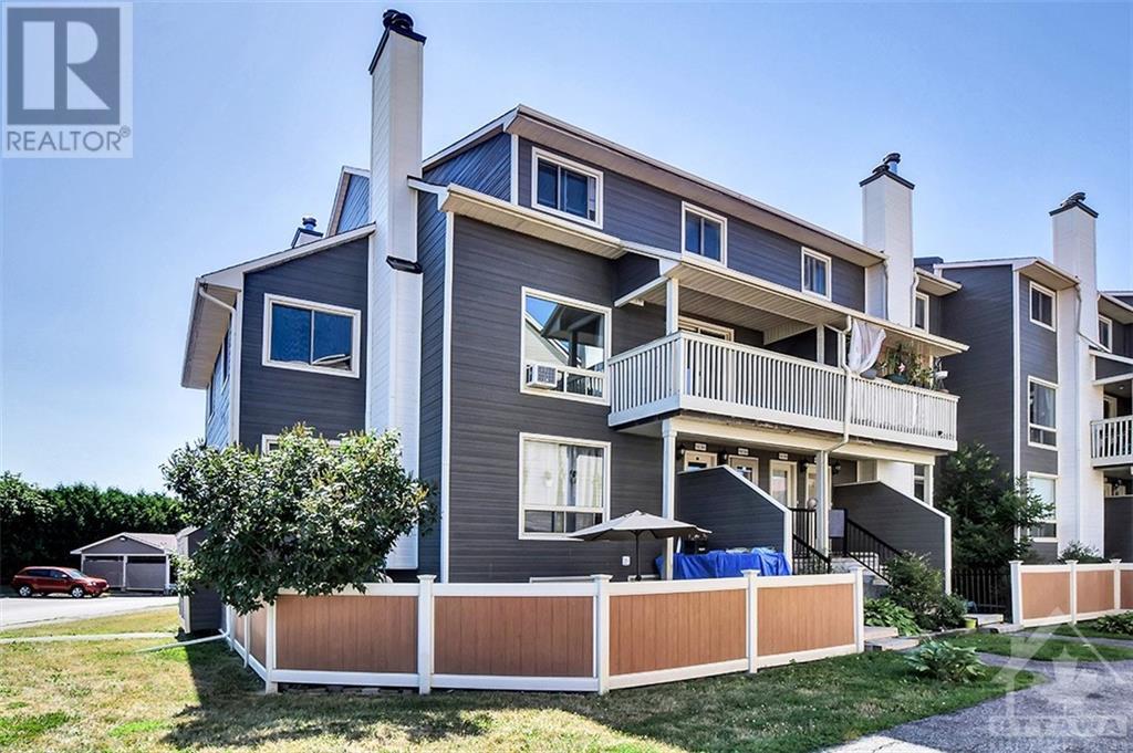 34B-782 St Andre Dr  