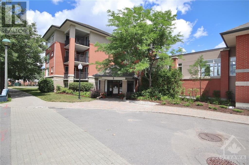 406-3 Meridian Place  