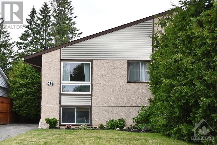 219 Castlefrank Rd