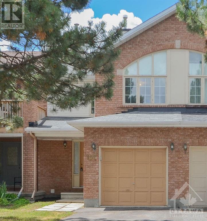 157 Thornbury Crescent  